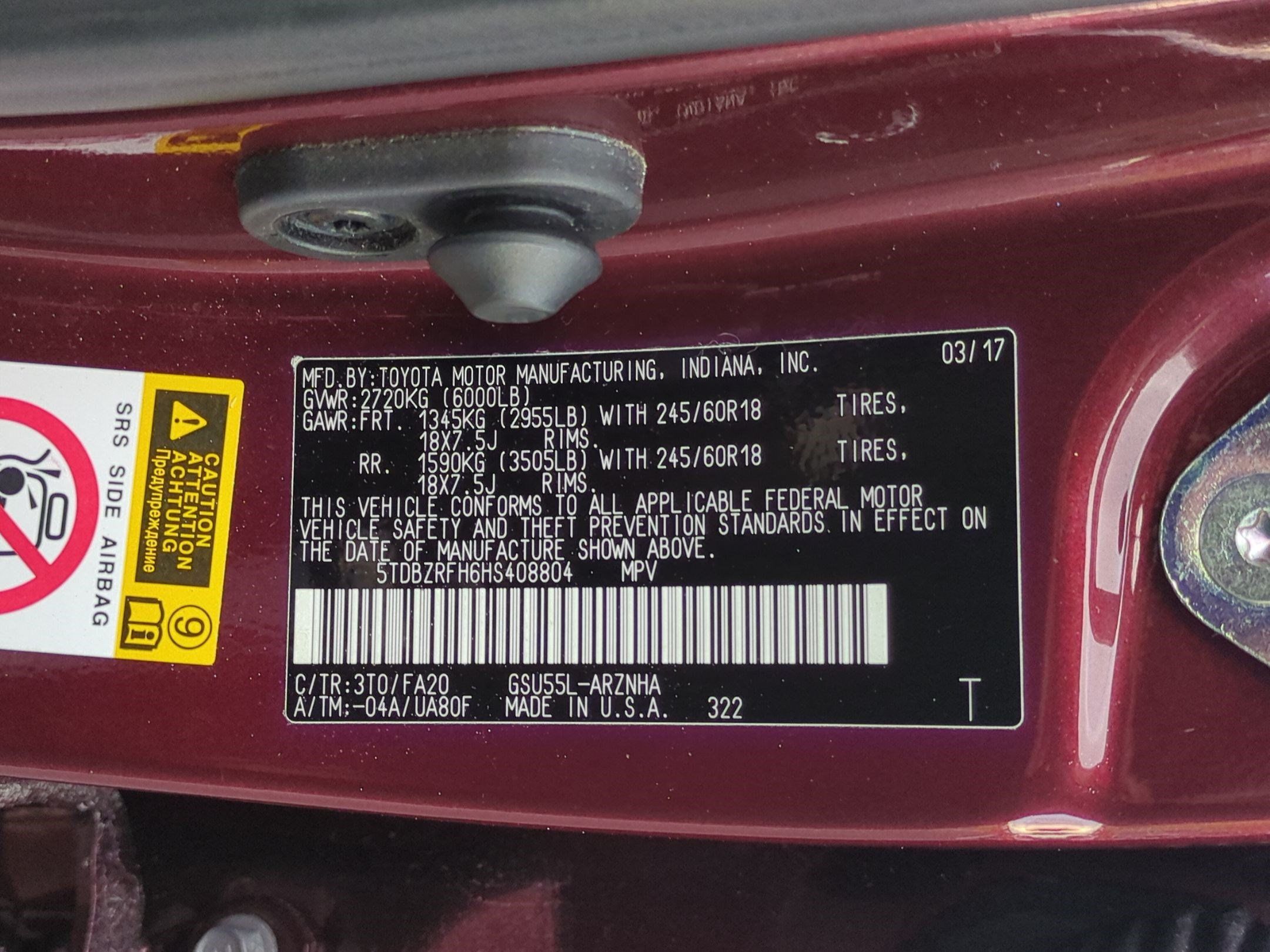 Used 2017 Toyota Highlander Plus AWD/4WD image 34