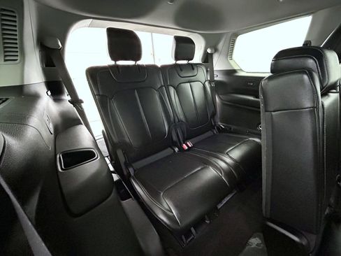 Certified 2022 Jeep Grand Cherokee L Limited image 19