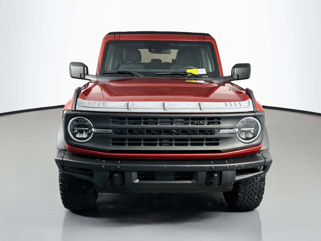 Used 2022 Ford Bronco 4-Door AWD/4WD image 2