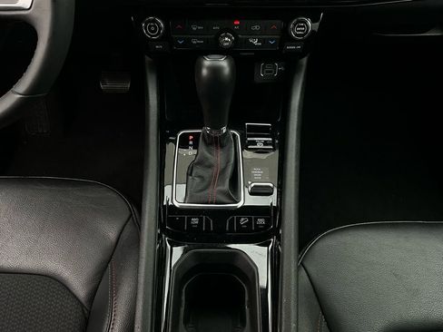 Used 2025 Jeep Compass Trailhawk w/ Trailer Tow Group image 14