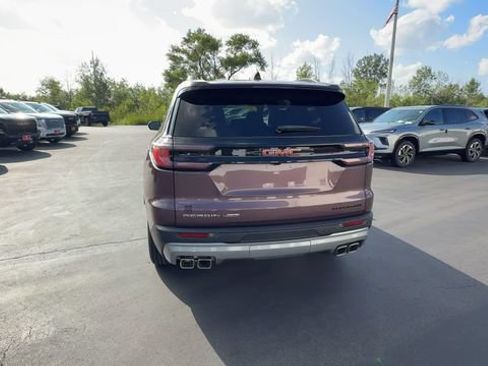 Certified 2025 GMC Acadia Elevation AWD/4WD image 7