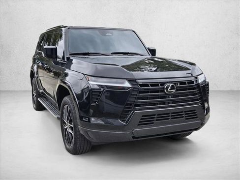 Used 2025 Lexus GX 550 w/ Accessory Package (Z1) image 3