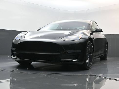 Used 2023 Tesla Model 3 Long Range AWD/4WD image 30