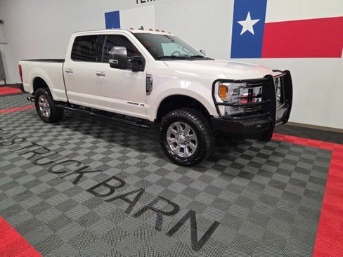 Used 2019 Ford F250 King Ranch w/ King Ranch Ultimate Package image 16
