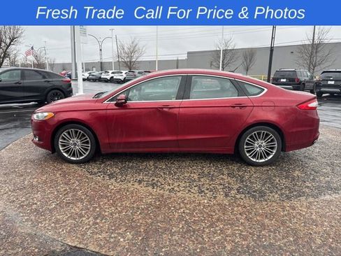 Used 2014 Ford Fusion SE w/ Equipment Group 202A image 11