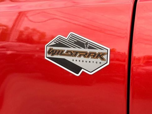 Used 2022 Ford Bronco Wildtrak AWD/4WD image 32