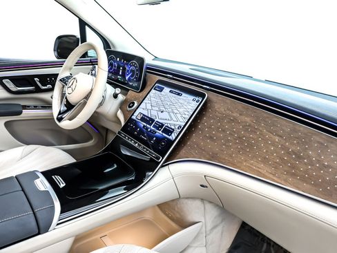 Certified 2023 Mercedes-Benz EQS 450+ SUV image 16