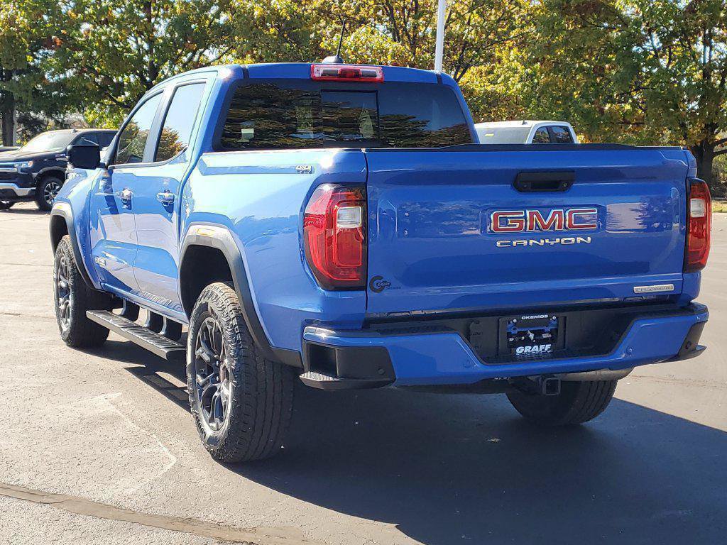 Used 2025 GMC Canyon Elevation w/ Convenience Package AWD/4WD image 4