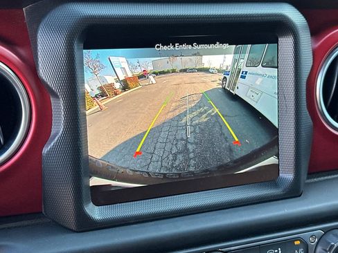 Used 2023 Jeep Wrangler Unlimited Rubicon image 20