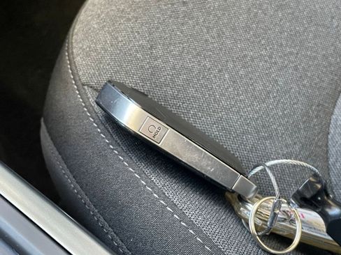 Used 2025 Kia K4 LXS image 23