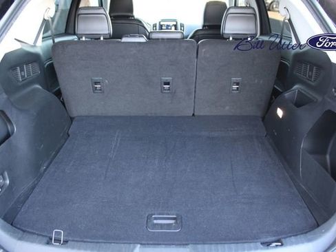 Used 2021 Ford Edge SEL w/ Convenience Package image 10