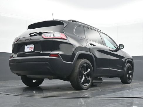 Used 2021 Jeep Cherokee Latitude Plus image 21