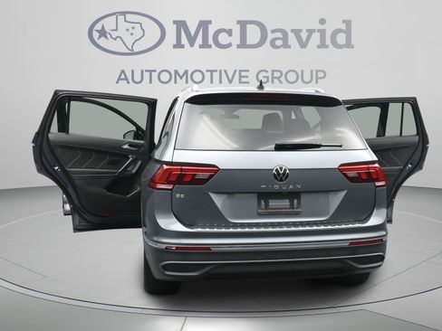 Used 2023 Volkswagen Tiguan SE FWD image 43