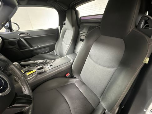 Used 2013 MAZDA MX-5 Miata Club image 9