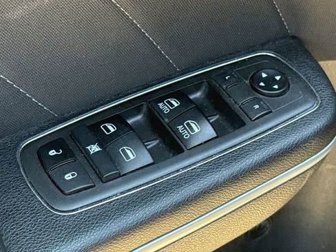 Used 2021 Dodge Charger Scat Pack RWD image 19