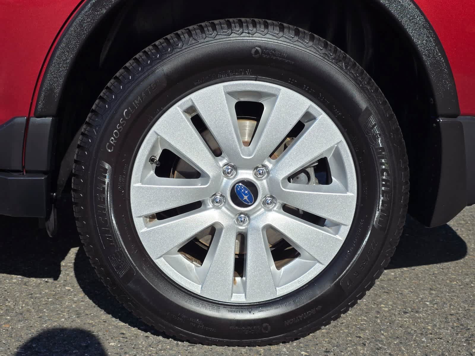 Used 2018 Subaru Outback 2.5i Premium AWD/4WD image 8