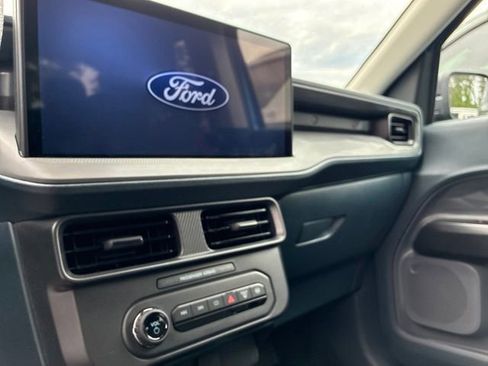 Used 2025 Ford Maverick XL w/ Equipment Group 102A AWD/4WD image 31