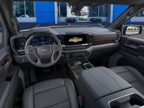 New 2026 Chevrolet Silverado 1500 High Country w/ Technology Package AWD/4WD image 15