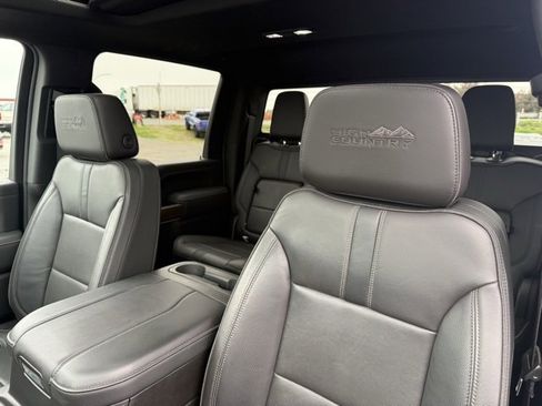 Used 2023 Chevrolet Silverado 3500 High Country w/ Z71 Off-Road Package image 17