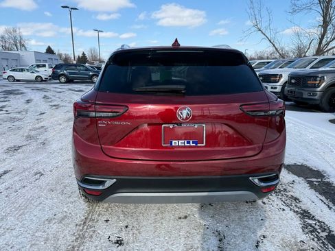 Used 2023 Buick Envision Essence image 10