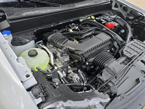 New 2025 Ford Maverick XLT w/ XLT Luxury Package image 31