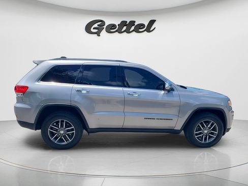 Used 2017 Jeep Grand Cherokee Limited w/ Trailer Tow Group IV RWD image 4