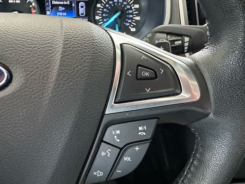 Certified 2017 Ford Edge SEL w/ Class II Trailer Tow Package FWD image 33