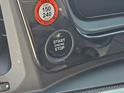 Used 2025 Porsche Cayenne S image 29