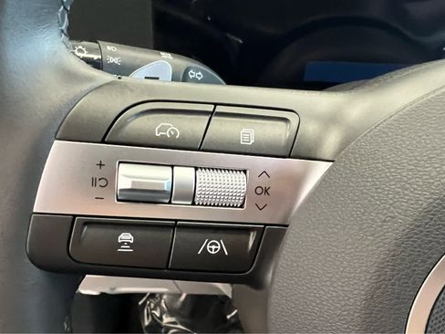 New 2026 Hyundai Kona SEL Premium image 31