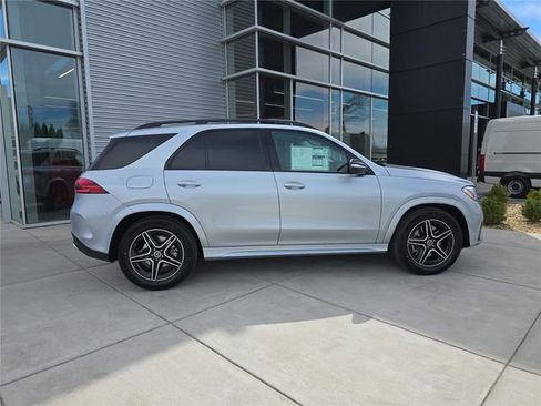 New 2026 Mercedes-Benz GLE 450 4MATIC image 2