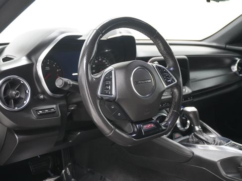 Used 2021 Chevrolet Camaro SS RWD image 10