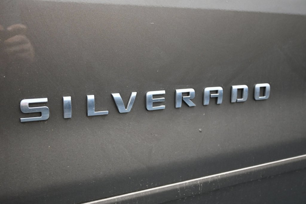 Used 2015 Chevrolet Silverado 1500 LT w/ All Star Edition AWD/4WD image 9