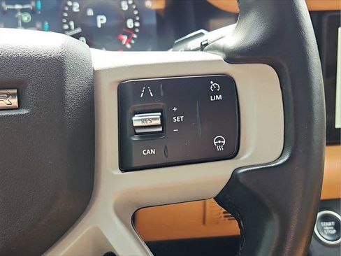 Used 2023 Land Rover Defender 110 S AWD/4WD image 21