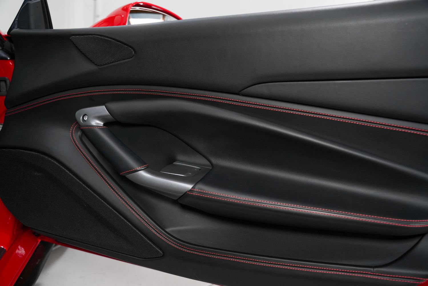 Used 2023 Ferrari F8 Tributo RWD image 36