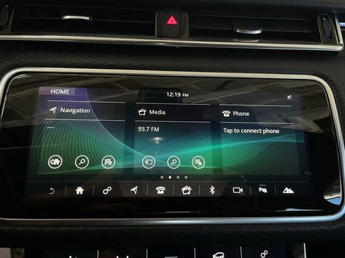 Used 2020 Land Rover Range Rover Velar R-Dynamic S AWD/4WD image 37
