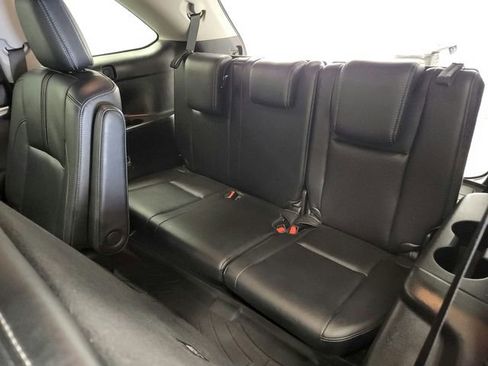 Used 2017 Toyota Highlander SE FWD image 35