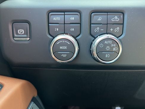 New 2026 GMC Sierra 1500 Denali Ultimate image 17