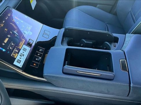 New 2026 INFINITI QX80 4WD image 15