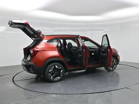New 2026 Kia Seltos SX w/ SX Sunroof Package AWD/4WD image 4