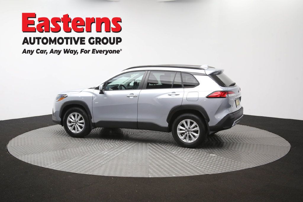 Used 2022 Toyota Corolla Cross LE AWD/4WD image 60