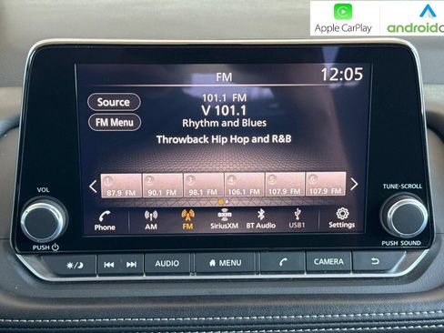 Used 2024 Nissan Rogue S FWD image 23