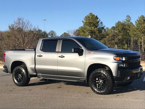 Used 2021 Chevrolet Silverado 1500 Custom Trail Boss image 2