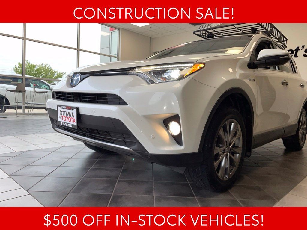 Used 2018 Toyota RAV4 Limited AWD/4WD image 16