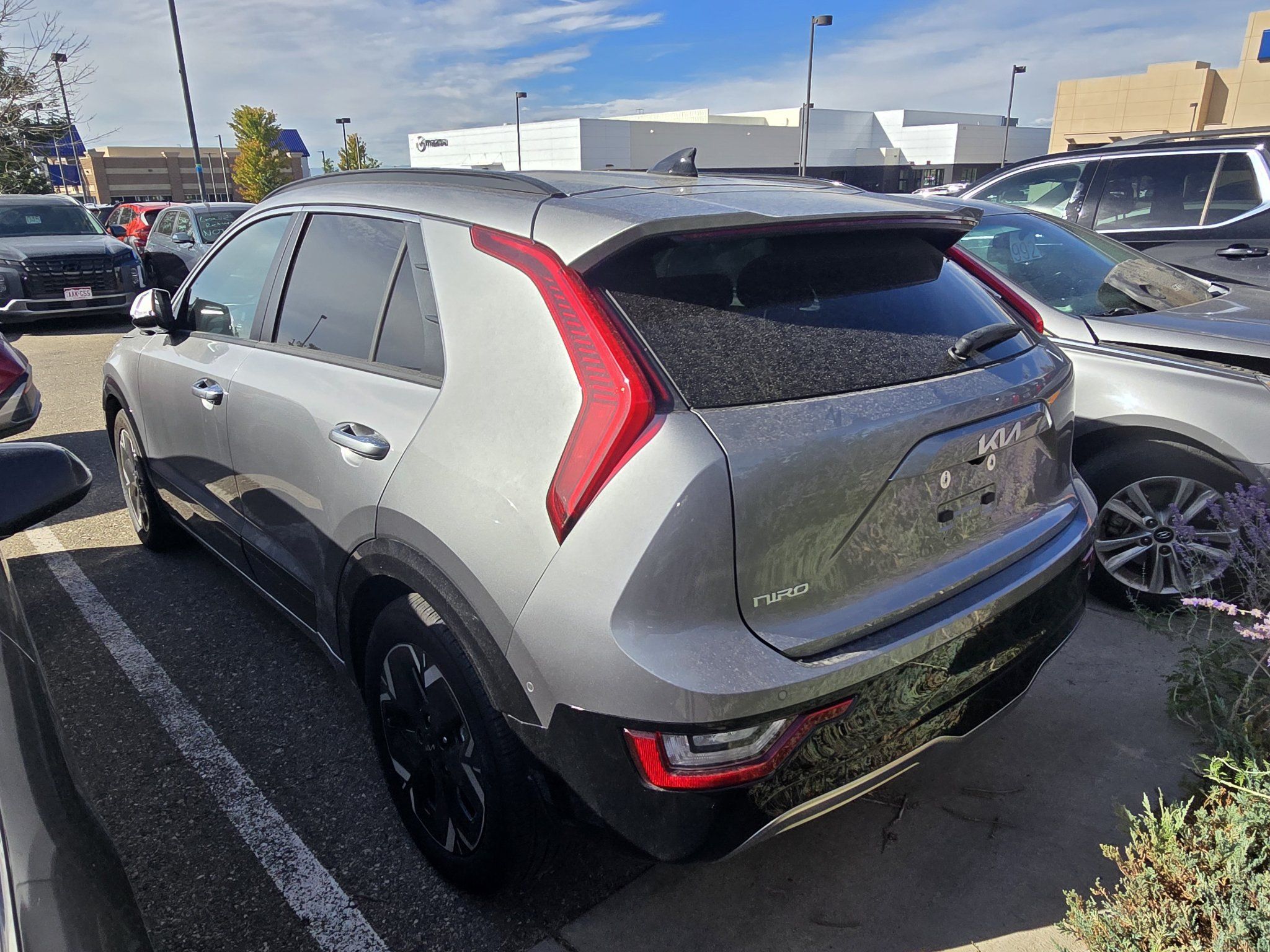 Used 2023 Kia Niro Wave FWD image 21