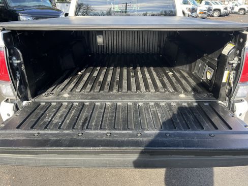 Used 2021 Toyota Tacoma TRD Off-Road image 30