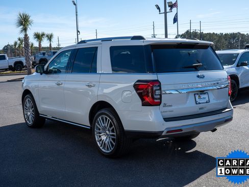 Used 2024 Ford Expedition Limited AWD/4WD image 5