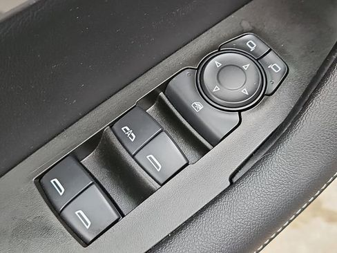 Used 2025 Chevrolet Blazer LT AWD/4WD image 21