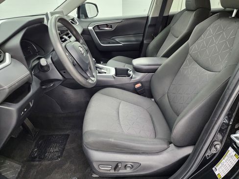 Used 2024 Toyota RAV4 XLE image 8