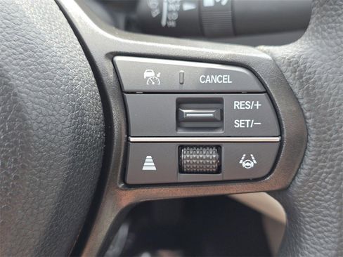 New 2025 Honda Accord SE image 30