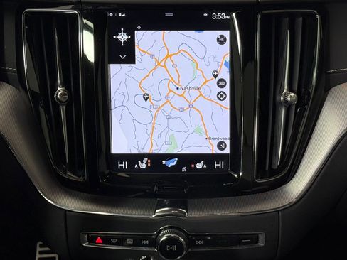 Used 2020 Volvo XC60 T5 R-Design image 30